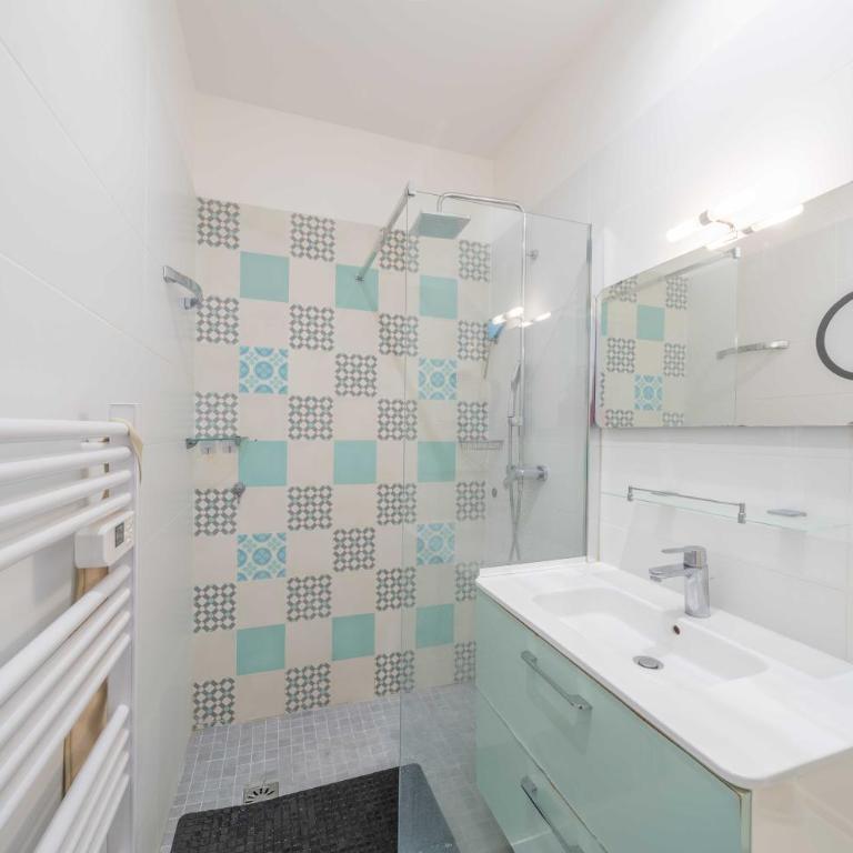 a c 2BDR 4P appartement - Cannes center - Appartement 2 Chambres - 9