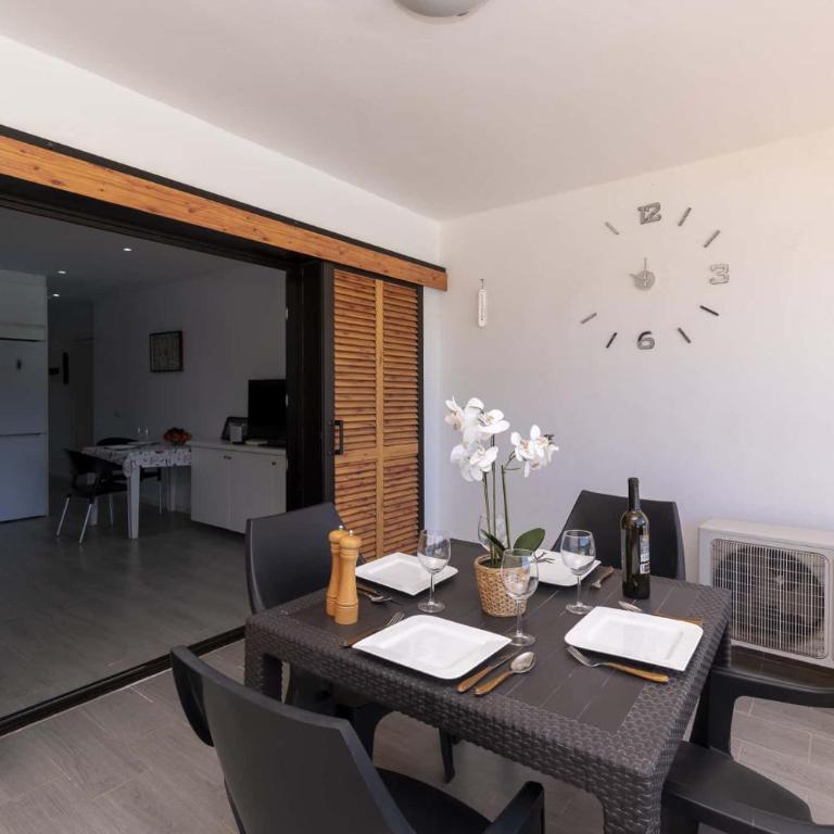 San Marino 23 - One Bed - Apartment - 10