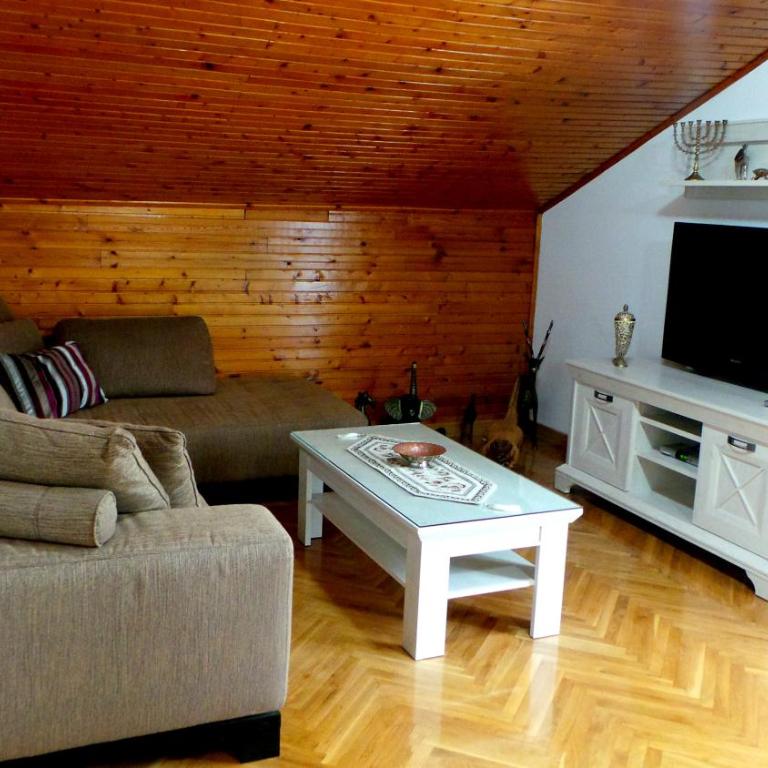 El Mar Apartments - Two-Bedroom Apartment with Terrace - 7