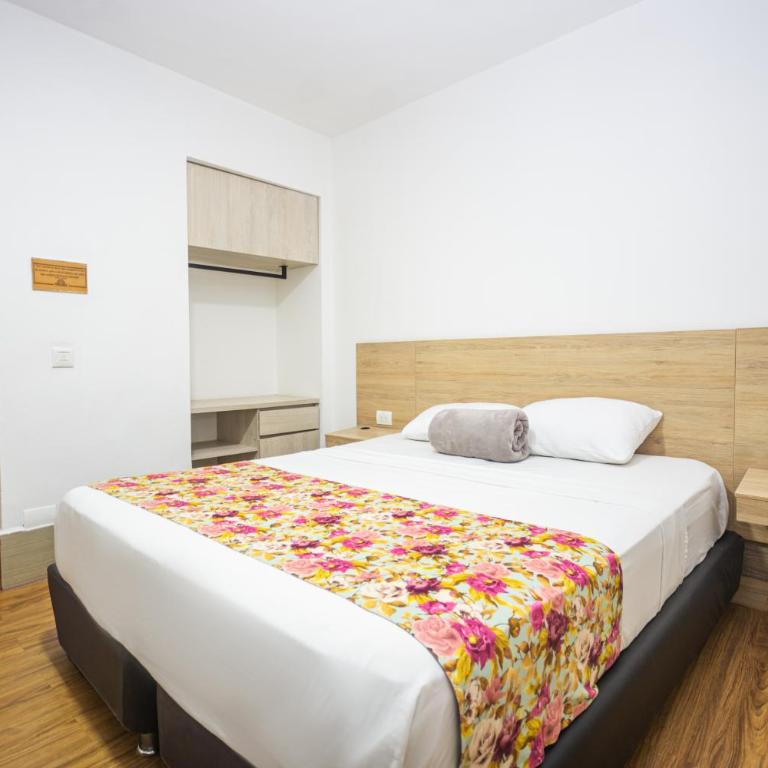 Hotel Poma Rosa Boutique Laureles - Standard Triple Room - 4