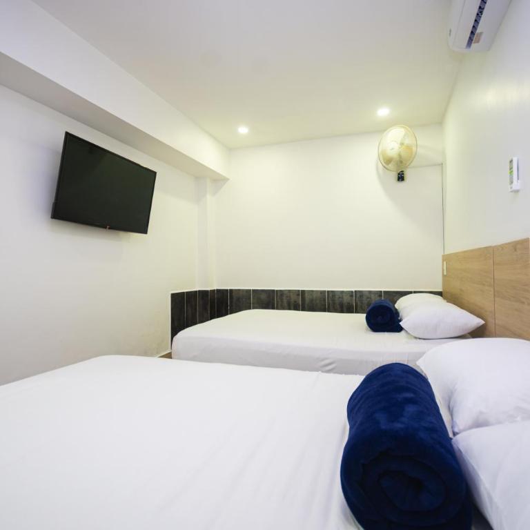 Hotel Poma Rosa Boutique Laureles - Standard Quadruple Room - 6