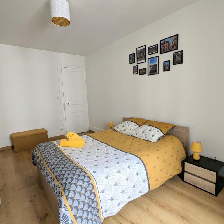 Le Charmant Burgundy - Two-Bedroom Apartment - 12