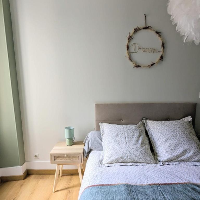 Le Charmant Burgundy - Two-Bedroom Apartment - 34