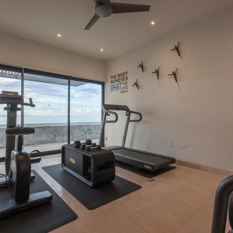 10 Bdrm Oceanfront Villa with panoramic views - Villa - 43