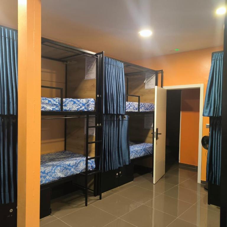 Hostel Estrella 20 - Etagenbett im gemischten Schlafsaal - 5