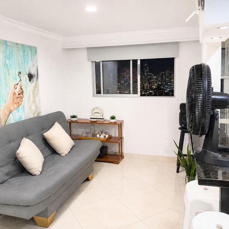 Studio Apartment Bello Mall Fabricato - Apartamento de 1 dormitorio - 1