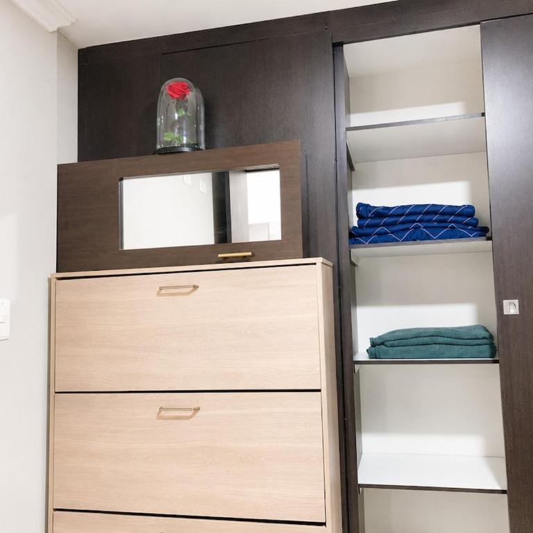 Studio Apartment Bello Mall Fabricato - Apartamento de 1 dormitorio - 4