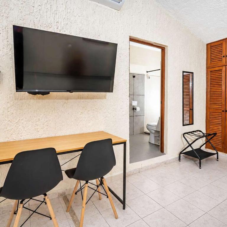Compact Studio with Balcony Park View Casa Jurel - Apartment - 3