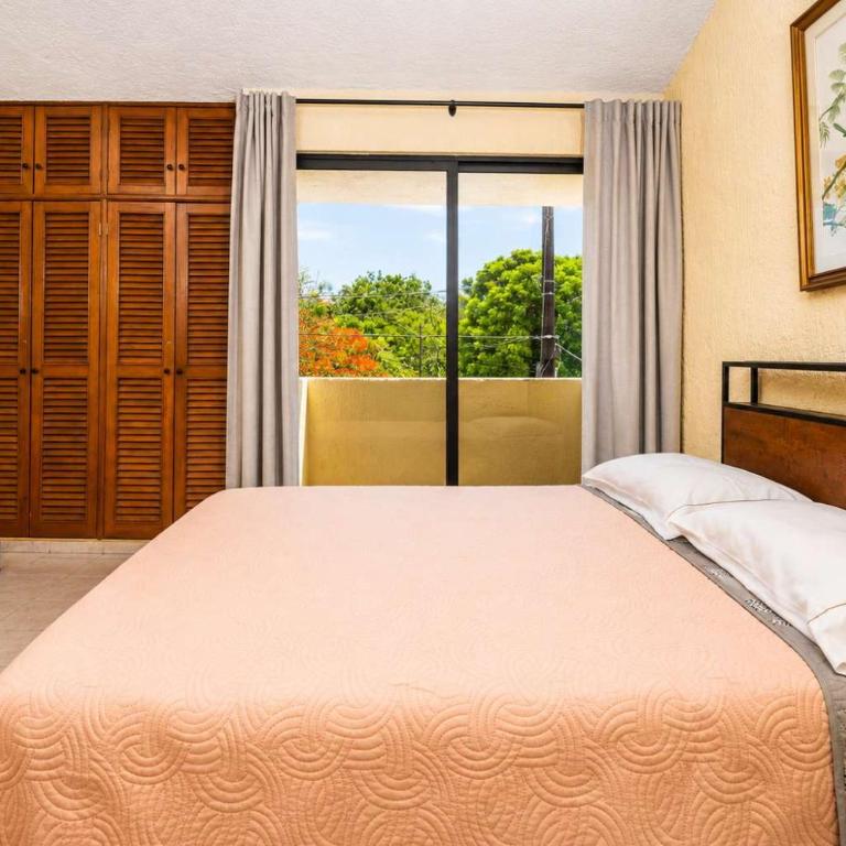 Compact Studio with Balcony Park View Casa Jurel - Apartment - 8