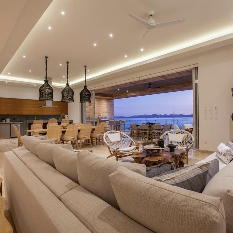 Luxury bayfront condo with panoramic views - Apartamento - 5