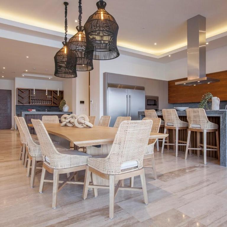 Luxury bayfront condo with panoramic views - Apartamento - 16