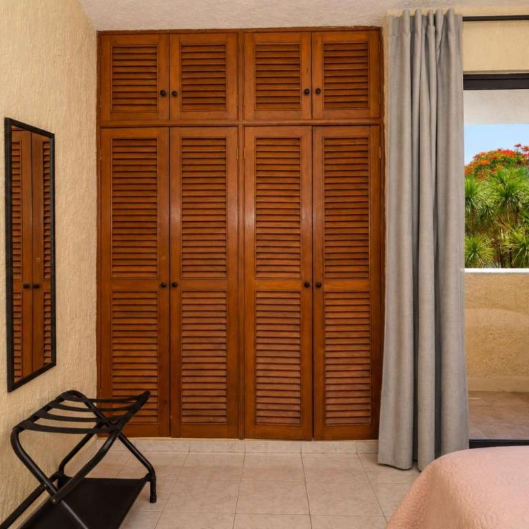 Compact Studio with Balcony Park View Casa Jurel - Apartment - 9