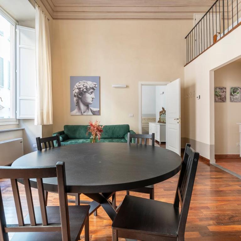 Contemporary Elegance in a Renaissance Palazzo - Two-Bedroom Apartment - 1