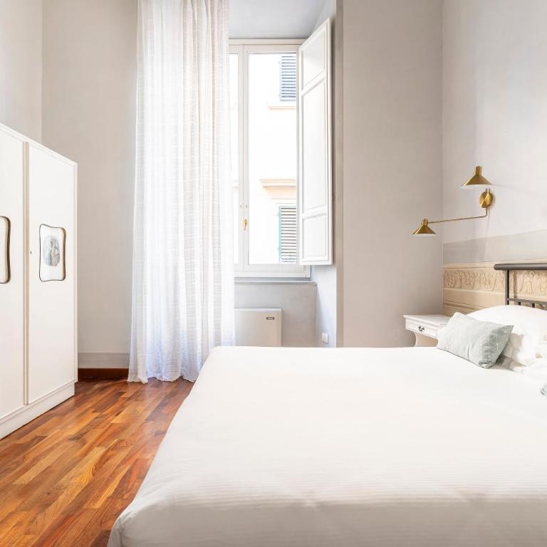 Contemporary Elegance in a Renaissance Palazzo - Two-Bedroom Apartment - 15