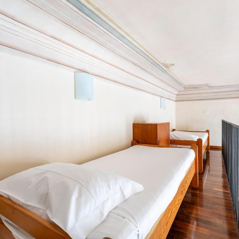 Contemporary Elegance in a Renaissance Palazzo - Two-Bedroom Apartment - 22