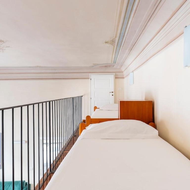 Contemporary Elegance in a Renaissance Palazzo - Two-Bedroom Apartment - 28