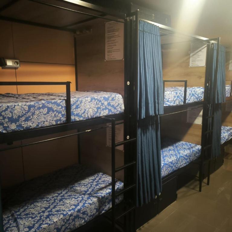 Hostel Estrella 20 - Etagenbett im gemischten Schlafsaal - 5