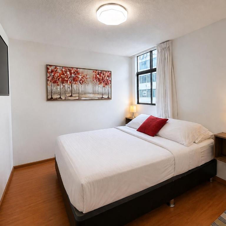 Private apartment in the historic center of Lima 3BR&2BA - Three-Bedroom Apartment - 31