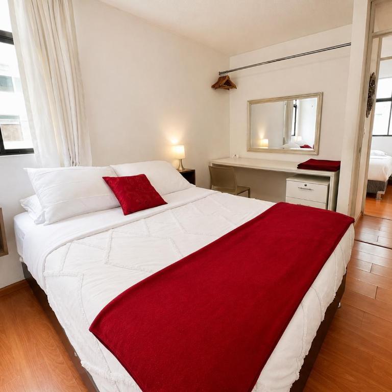 Private apartment in the historic center of Lima 3BR&2BA - Three-Bedroom Apartment - 32