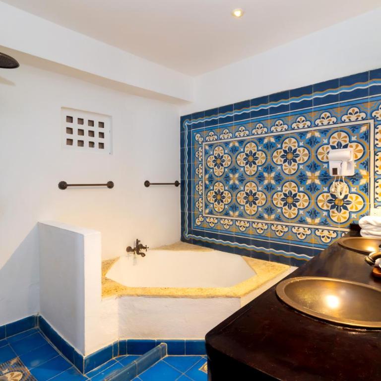Hotel Boutique Patio Corao by GEH Suites - Standard Quadruple Room - 3