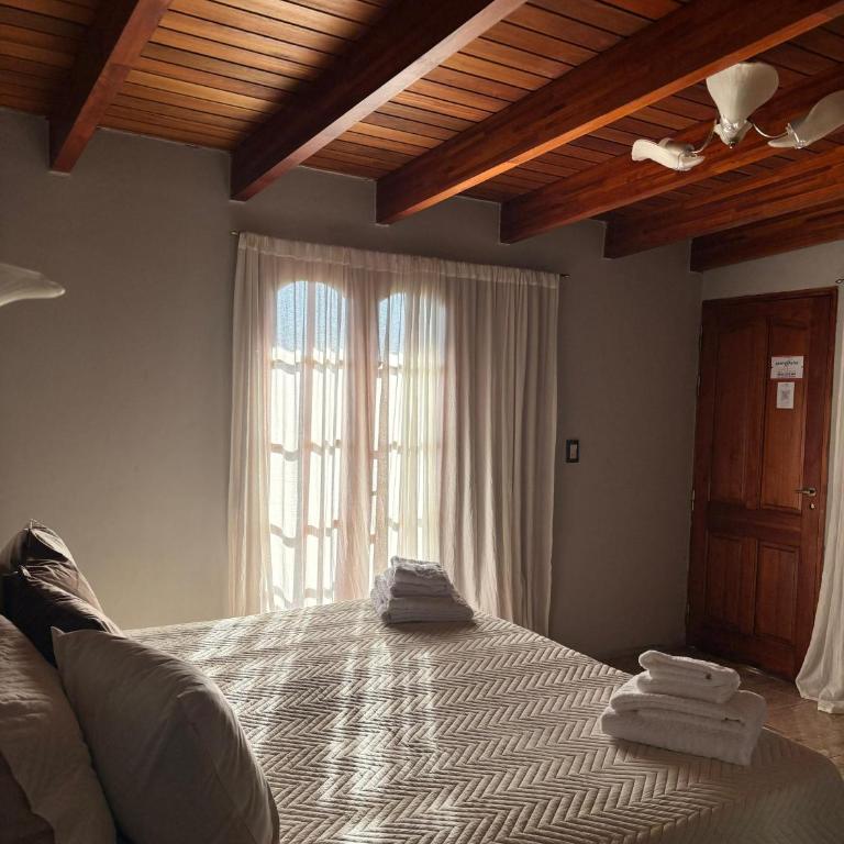 El Castillo Hotel Boutique - Habitación Familiar con vistas a la montaña - 5