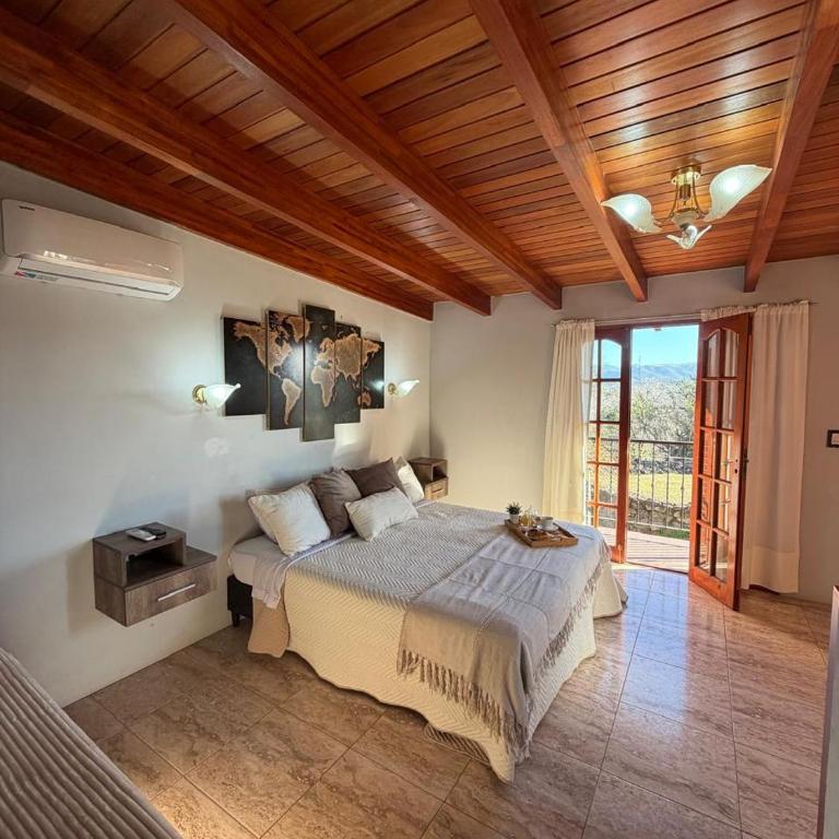 El Castillo Hotel Boutique - Habitación Familiar con vistas a la montaña - 8