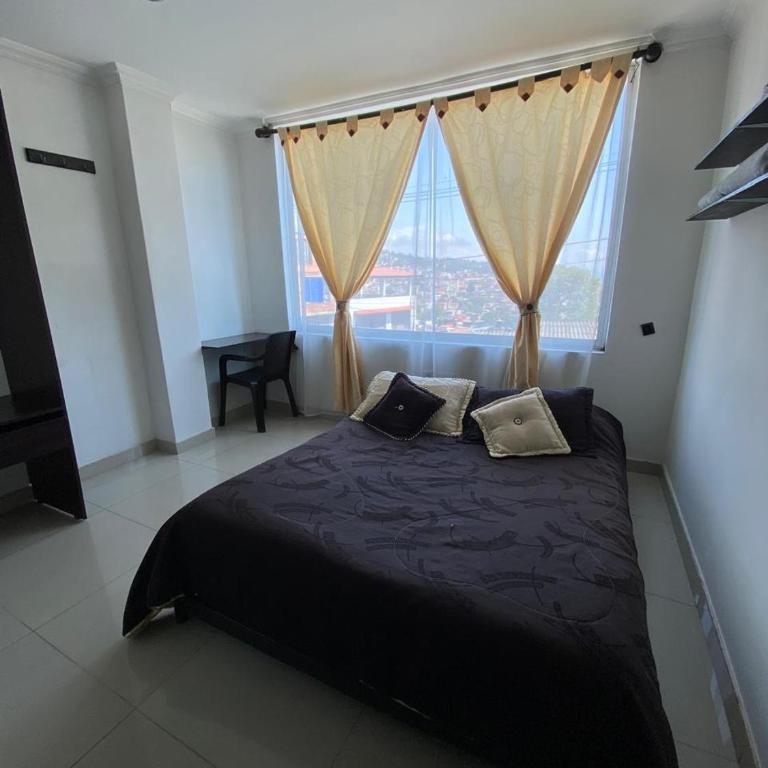 Hotel La Colina Veleña - Double Room with Private Bathroom - 1
