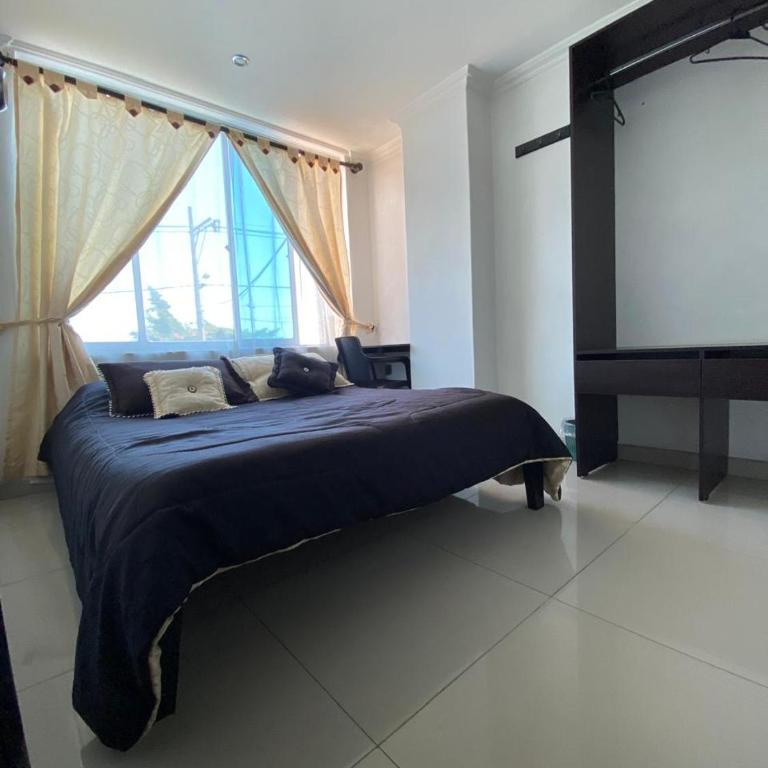 Hotel La Colina Veleña - Double Room with Private Bathroom - 3