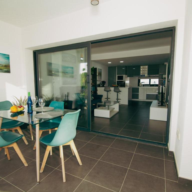 Ático de Lujo con Sauna y Jacuzzi Privados con Vistas - Appartamento con 1 Camera da Letto - 80