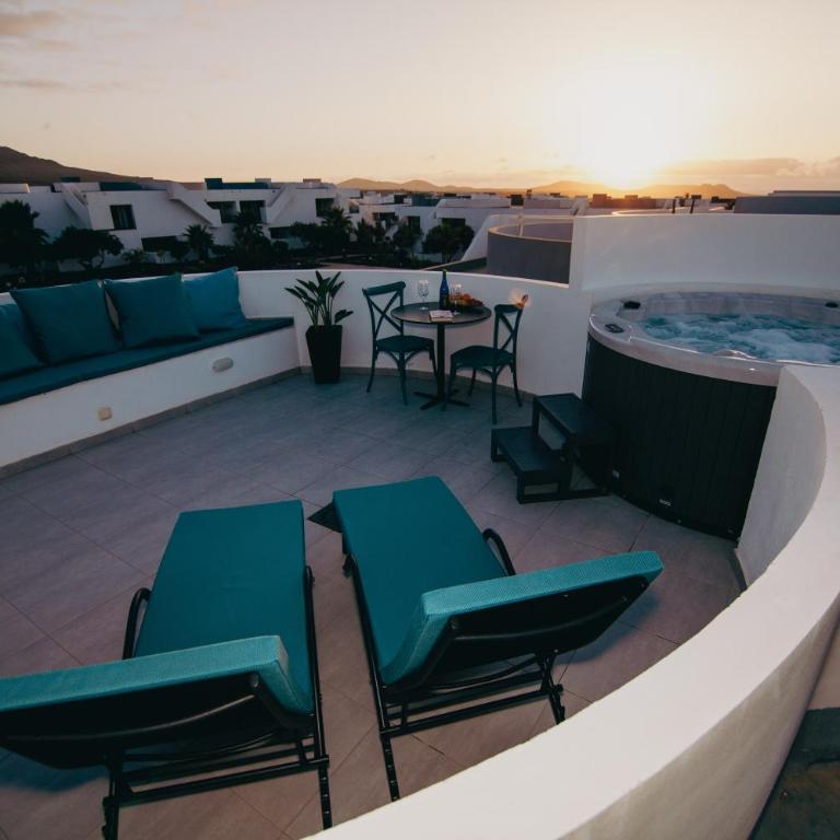 Ático de Lujo con Sauna y Jacuzzi Privados con Vistas - Appartamento con 1 Camera da Letto - 77