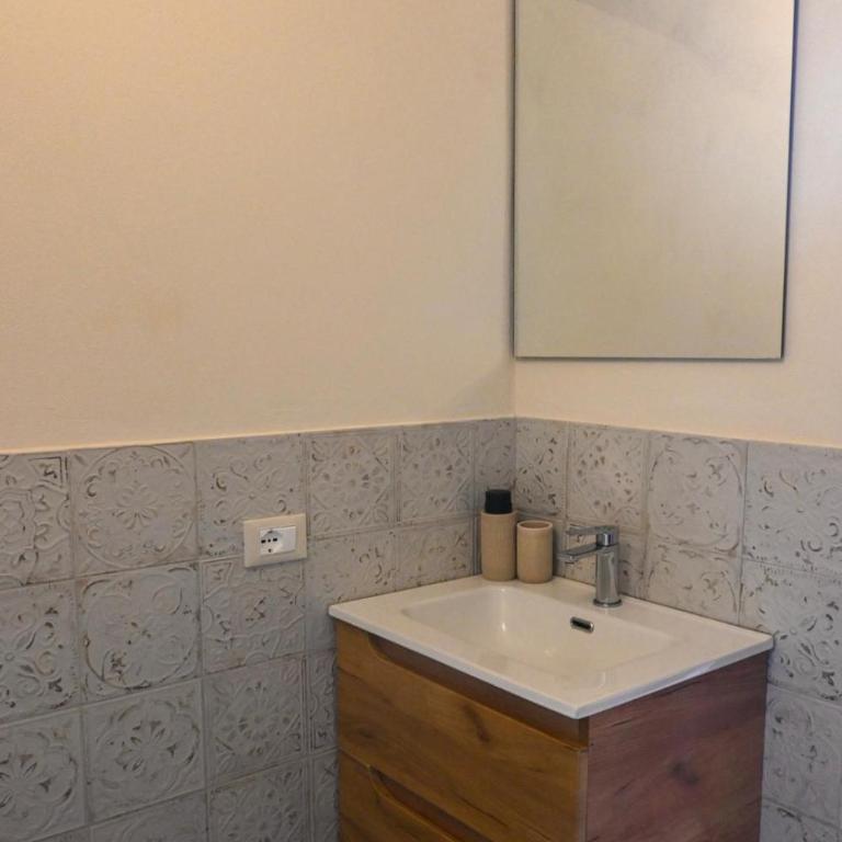 Villa Gopal Natura Toscana vicino Lucca 8 posti - Villa con 3 Camere da Letto - 64