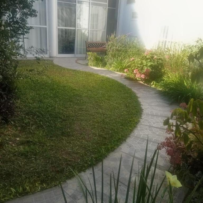 RAIZ DEL CIELO, entre 2 jardines de ensueño - Two-Bedroom House - 5