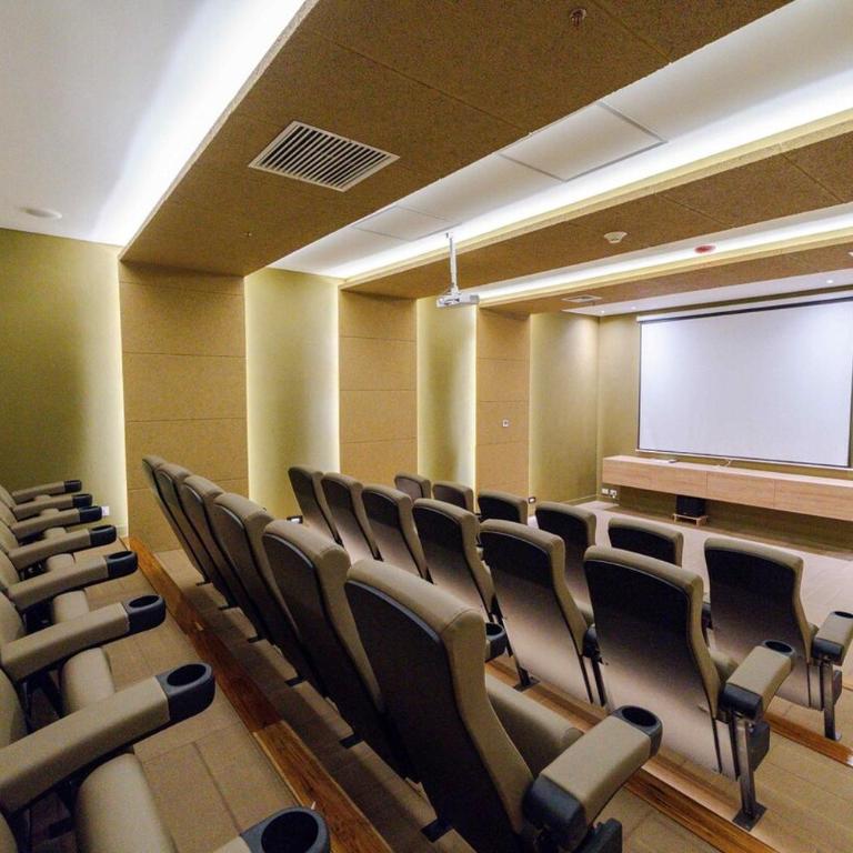 Apartamento Con Balcón y Vista a La Piscina - Apartamento de 2 dormitorios - 37