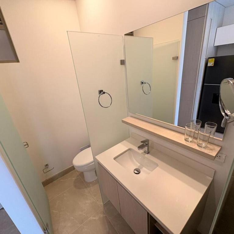 Apartamento Con Balcón y Vista a La Piscina - Apartamento de 2 dormitorios - 13
