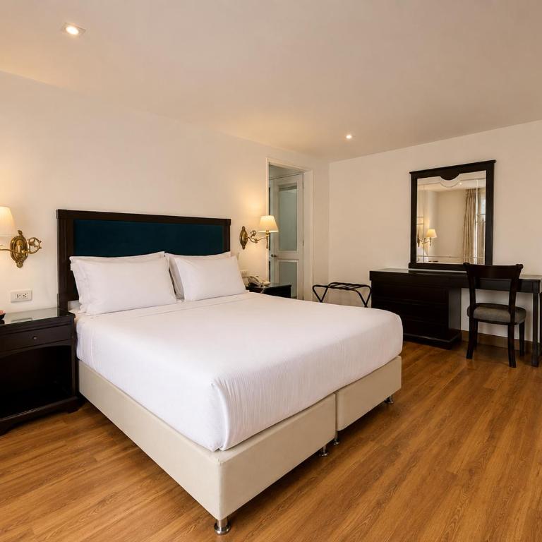 Hotel Le Manoir Bogotá - Superior Double Room - 4