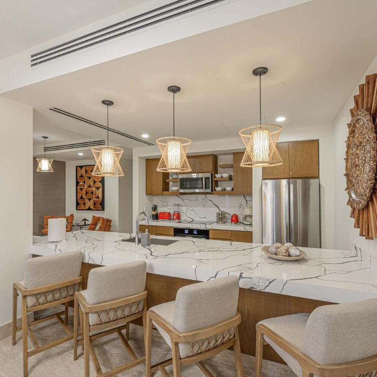 Beachfront 3BR Condo at Tortuga Bay by The Agency Baja Travel - Apartamento - 13
