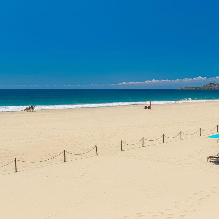 Beachfront 3BR Condo at Tortuga Bay by The Agency Baja Travel - Apartamento - 59