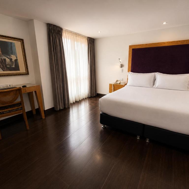 Hotel Le Manoir Bogotá - Suite with Terrace - 2