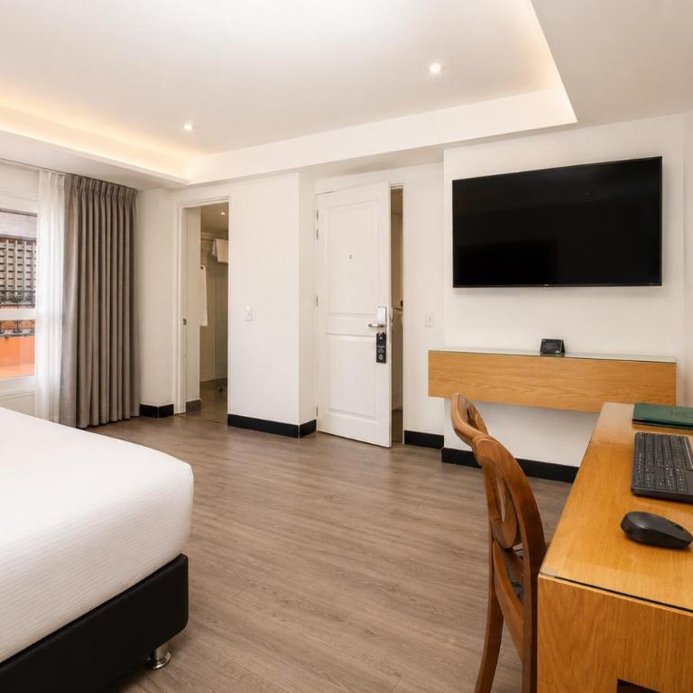 Hotel Le Manoir Bogotá - Suite with Terrace - 14