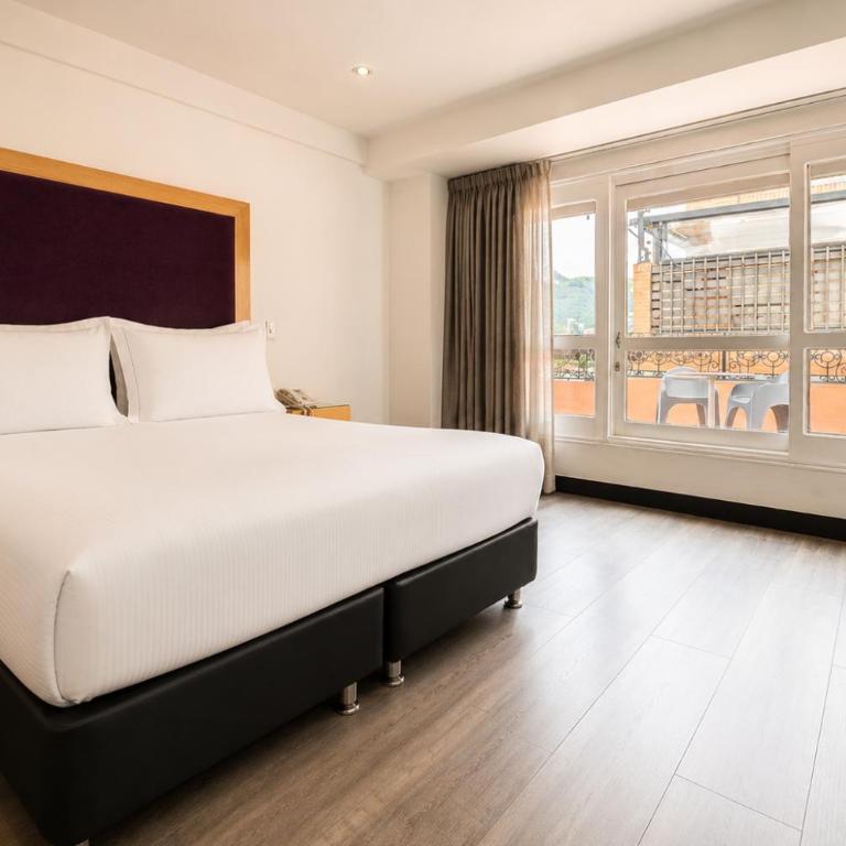 Hotel Le Manoir Bogotá - Suite with Terrace - 19