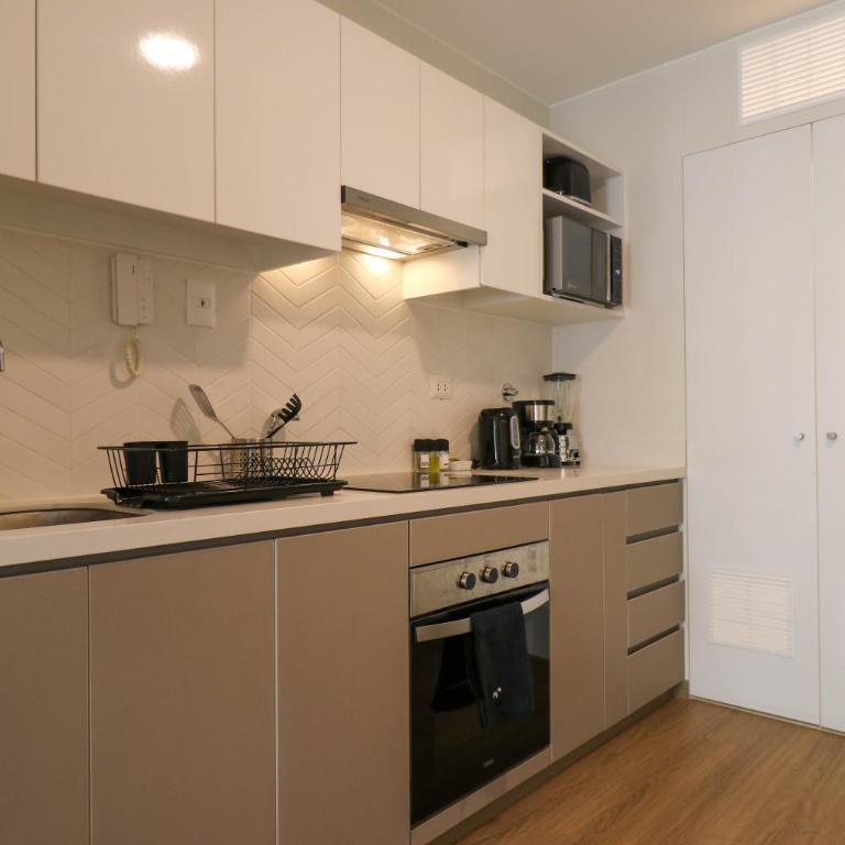 La Mar Miraflores by Wynwood House - One-Bedroom Apartment with Balcony - 4