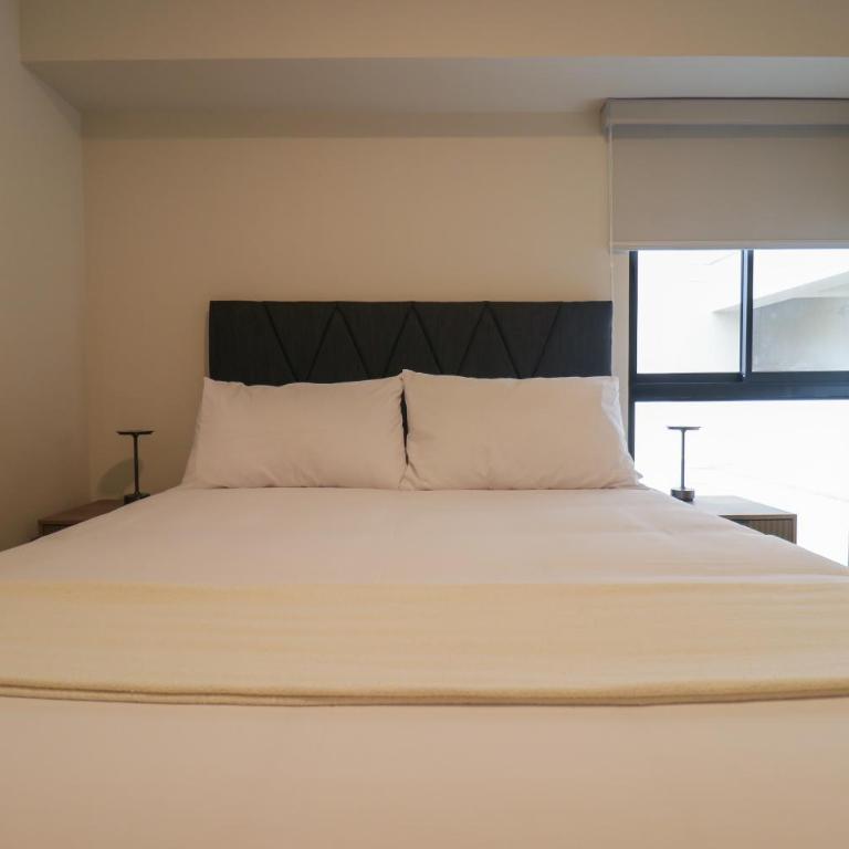 La Mar Miraflores by Wynwood House - Two-Bedroom Apartment with Balcony - 1