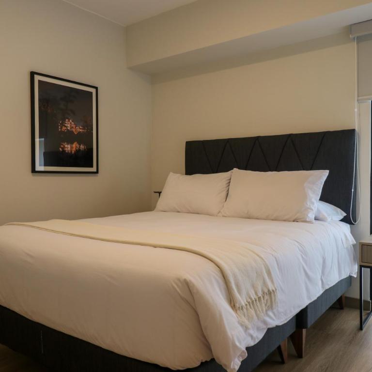 La Mar Miraflores by Wynwood House - Two-Bedroom Apartment with Balcony - 2