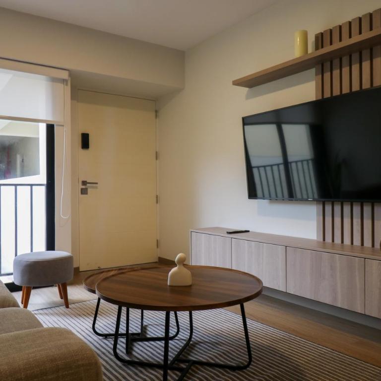 La Mar Miraflores by Wynwood House - Two-Bedroom Apartment with Balcony - 16
