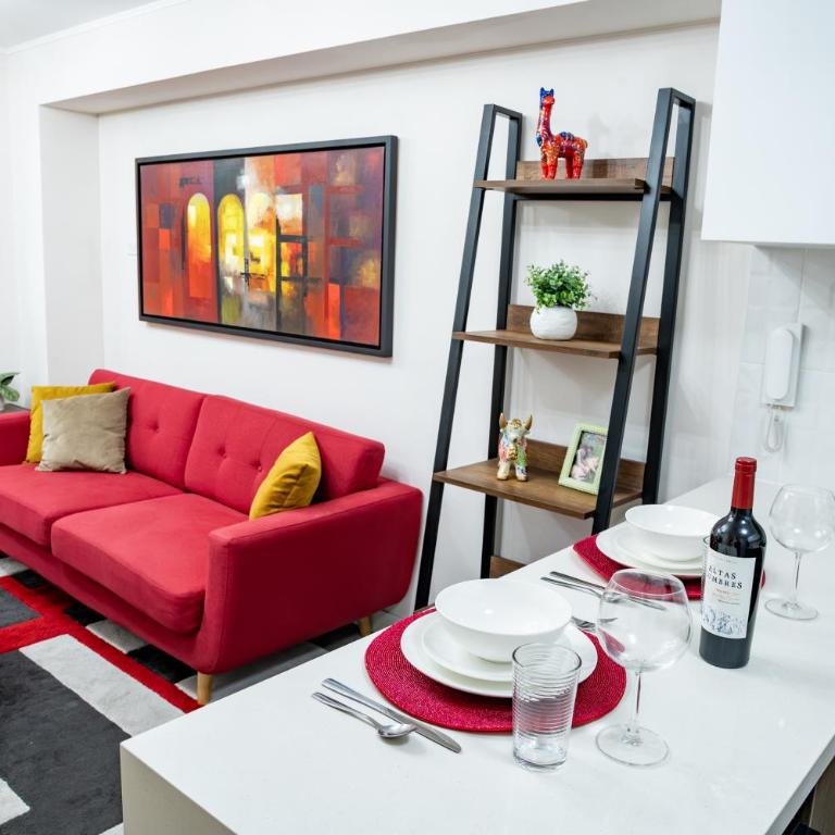 Stylish Miraflores Retreat - Patio, Pool, Garden - One-Bedroom Apartment - 29