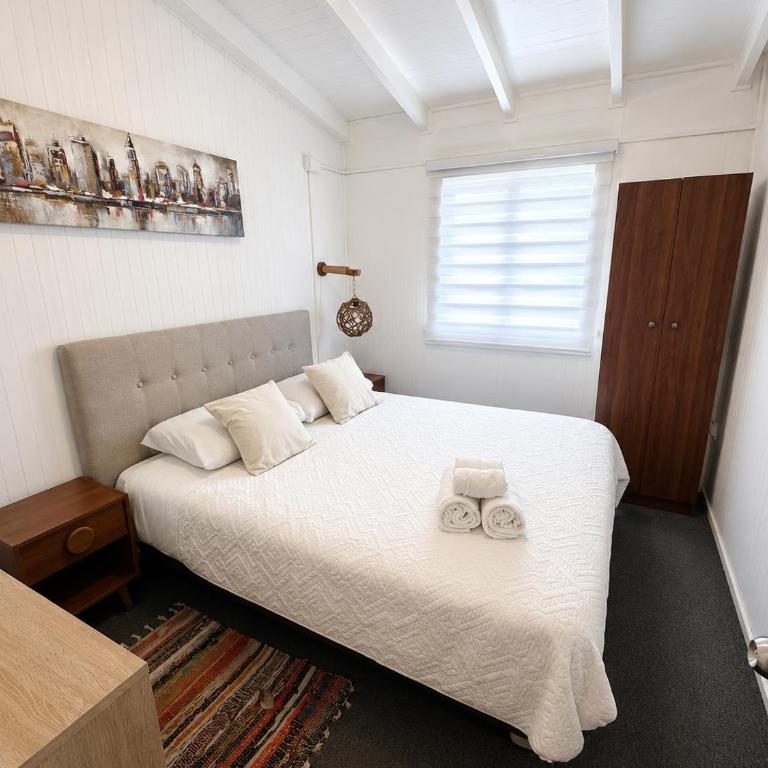 Black House - Three-Bedroom Apartment - 8