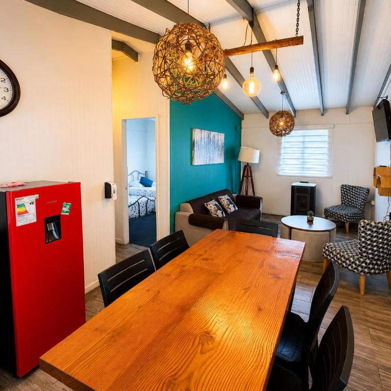 Black House - Three-Bedroom Apartment - 6