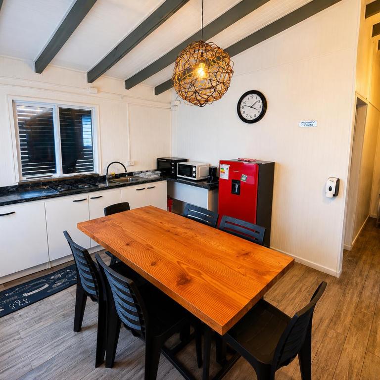 Black House - Three-Bedroom Apartment - 4