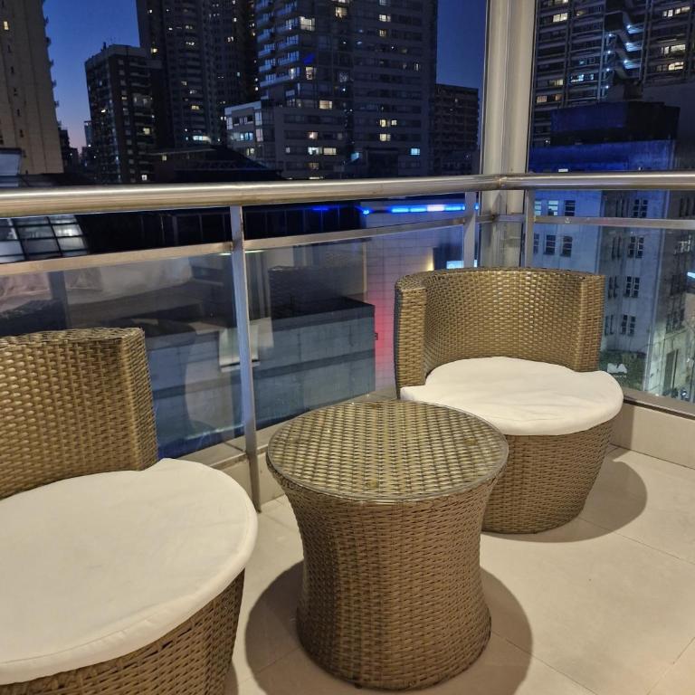 Exclusivo Departamento frente al Alto Palermo con Balcon Terraza - One-Bedroom Apartment - 1
