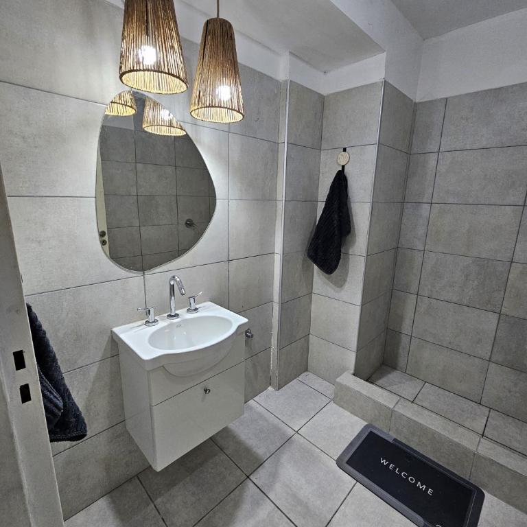 La Viamonte - One-Bedroom Apartment - 3